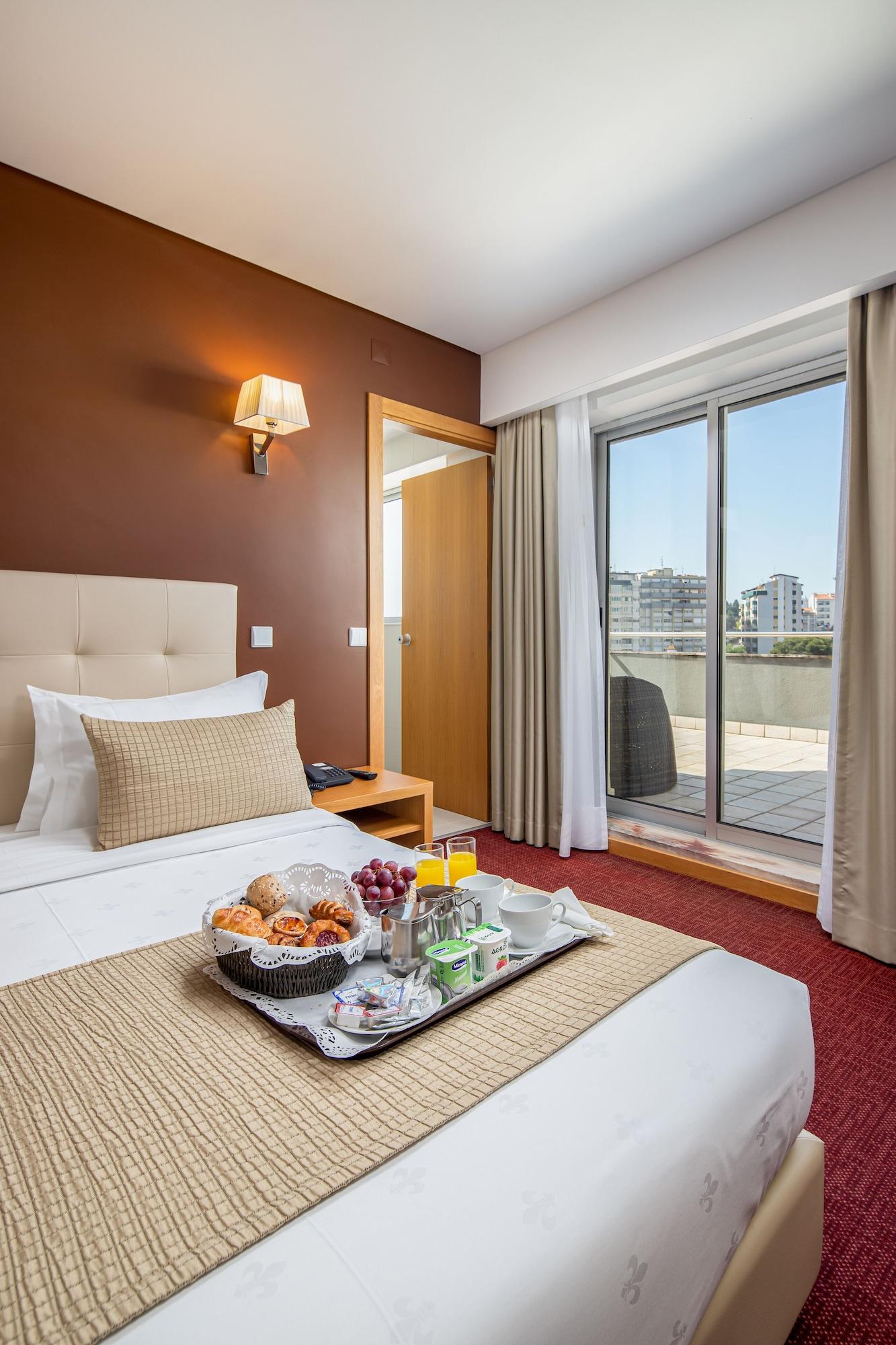 Hotel Sao Luis Лейрія Екстер'єр фото